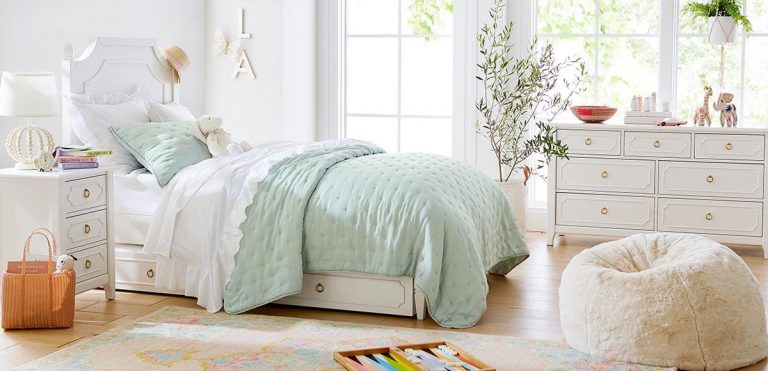 GIƯỜNG TRẺ EM BẰNG NHỰA – MẪU MÃ, MÀU SẮC, GIÁ CẢ THÍCH HỢP, THU HÚT, ĐẸP MẮT