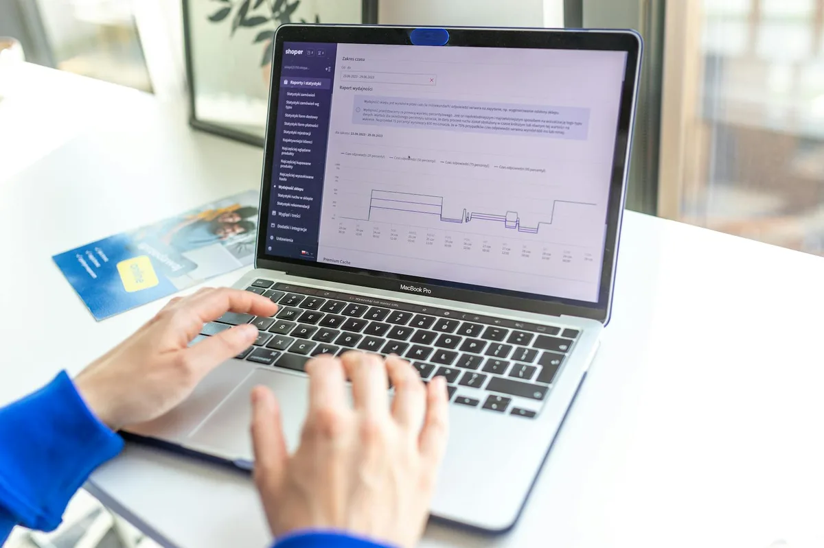 AI Geo Optimizer Shopify app launch analysis