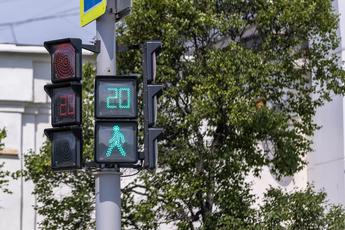 E-E-A-T signals AI Overviews visibility impact E-E-A-T signals AI Overviews visibility impact