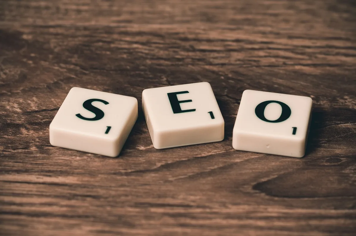 backlink bất động sản
